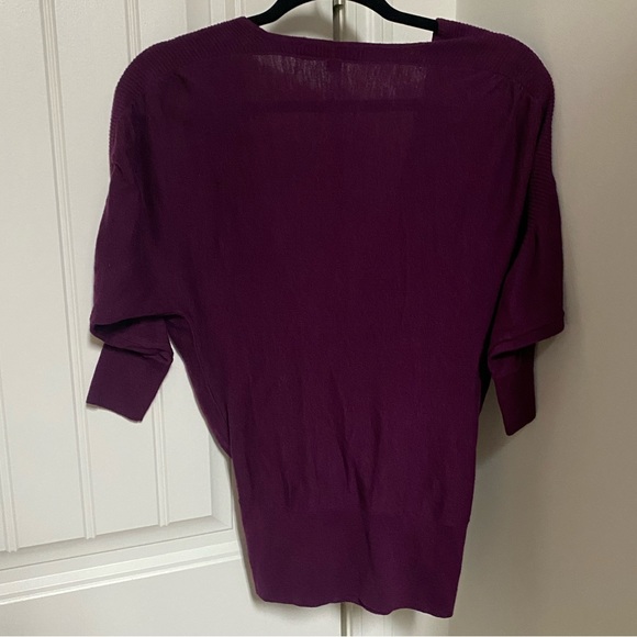 LOFT Purple Top - Picture 3 of 6